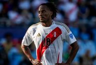 André Carrillo aparece no BID e pode estrear pelo Corinthians