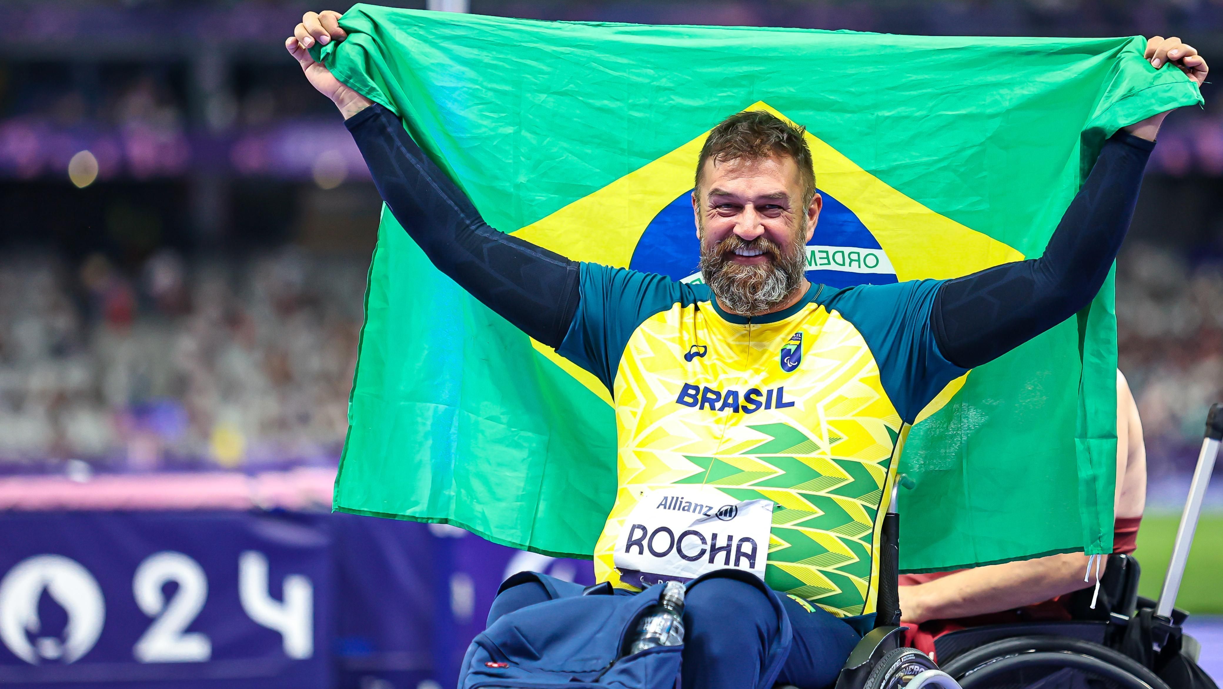 André Rocha, medalhista de bronze no lançamento de disco F52