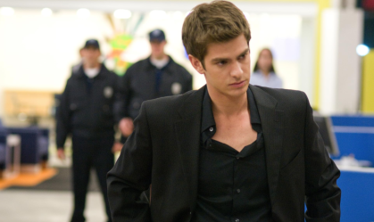 Andrew Garfield interpretou brasileiro em filme e já veio ao Brasil para jogo de futebol