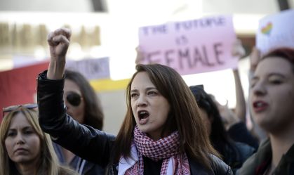 Asia Argento ainda se sente "aterrorizada" por Harvey Weinstein