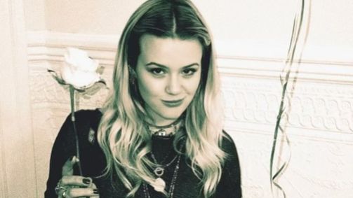 Reese Witherspoon celebra 25 anos da filha, Ava Phillippe