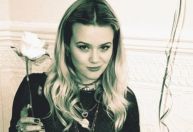 Reese Witherspoon celebra 25 anos da filha e web reage sobre semelhança; veja
