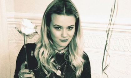 Reese Witherspoon celebra 25 anos da filha, Ava Phillippe