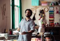 "Sonhos periféricos podem se realizar", diz Edson Oliveira de "Cidade De Deus"