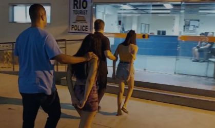 Polícia prende quadrilha que aplicava golpe do Boa Noite Cinderela no Rio