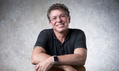 Boninho consulta seguidores para definir apresentador de novo reality; veja