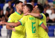 Brasil goleia Costa Rica e está nas quartas da Copa do Mundo de Futsal