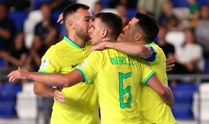 Brasil goleia Costa Rica e está nas quartas da Copa do Mundo de Futsal