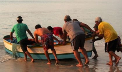 capa-pescadores-golpe