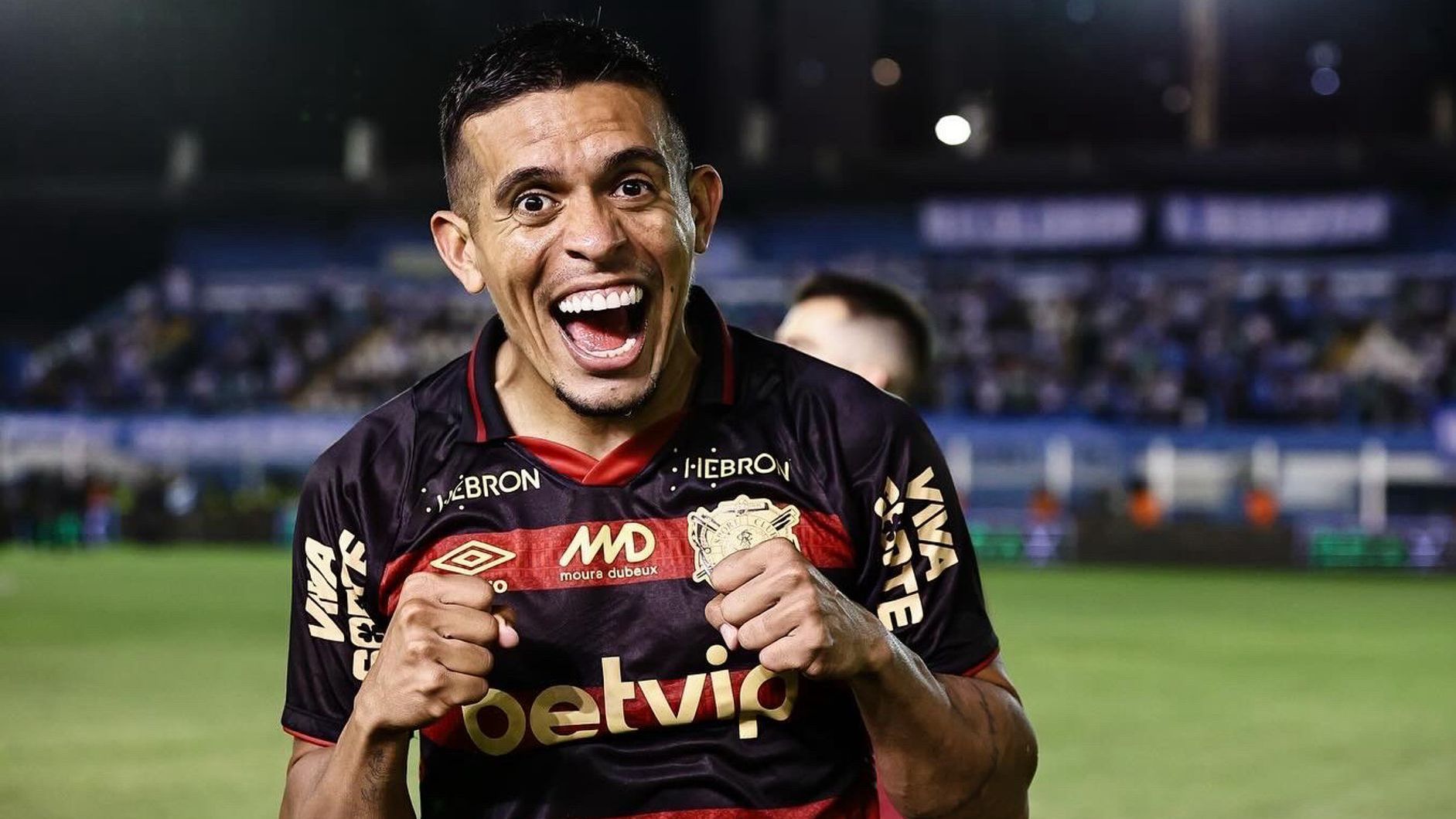 Igor Cariús comemora o gol do Sport contra o Paysandu pela Série B
