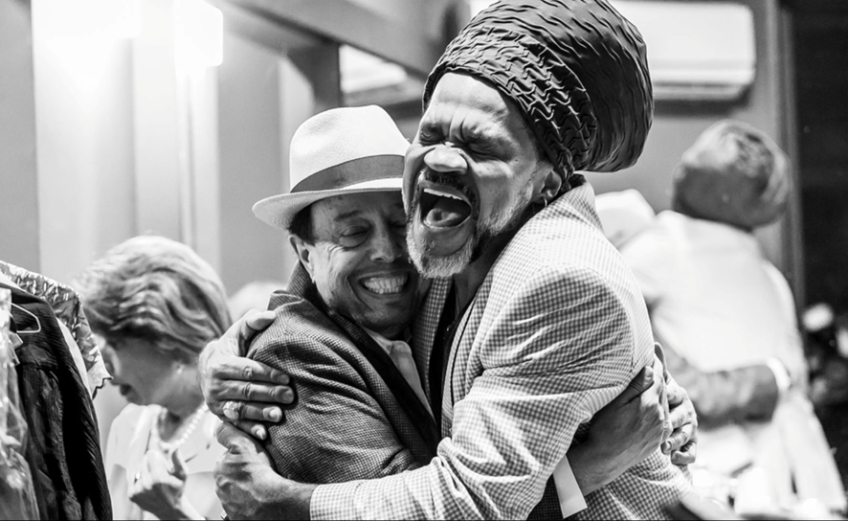 Os artistas Sergio Mendes e Carlinhos Brown • Divulgação/Dantas Jr