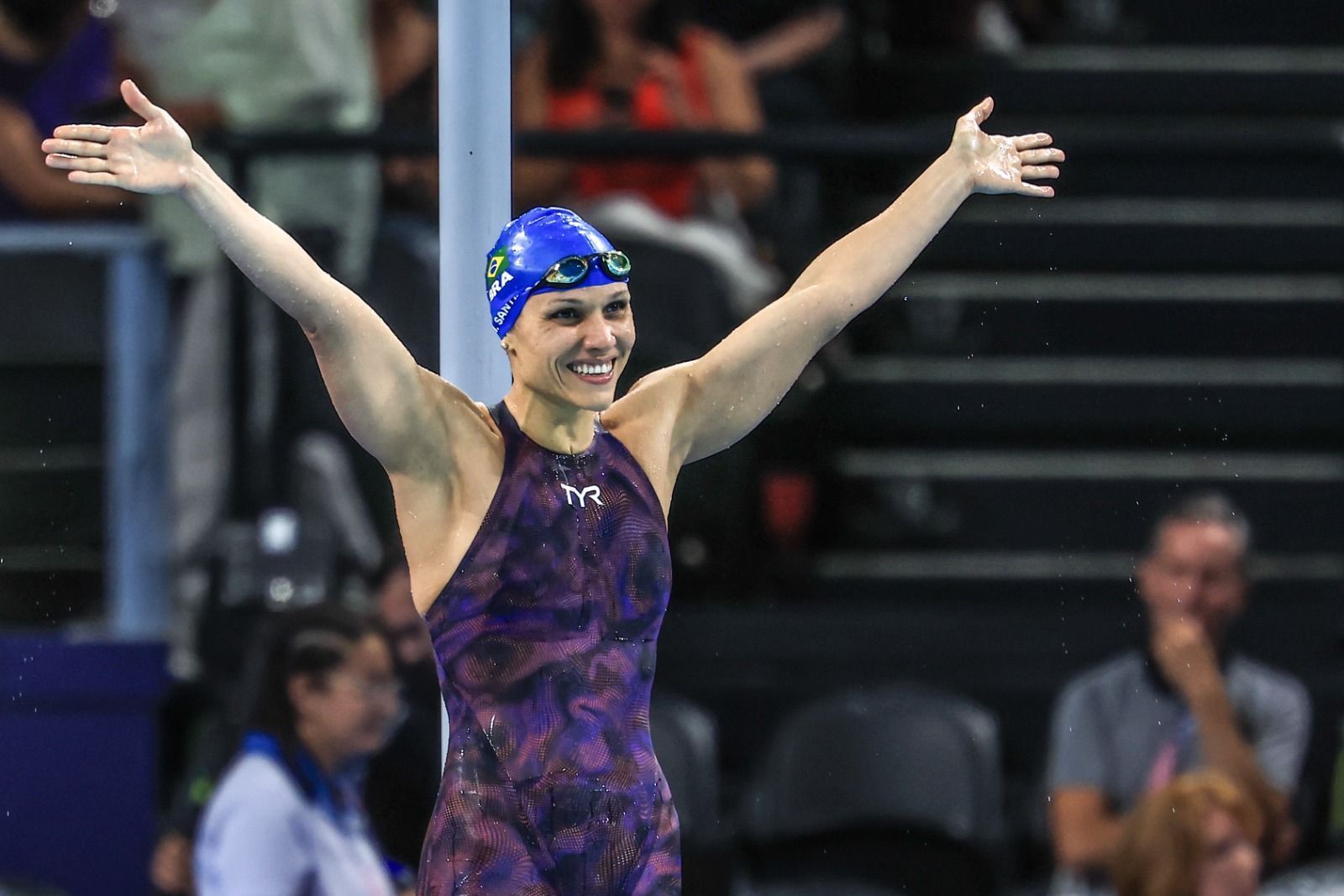 Carol Santiago conquistou a medalha de ouro na final dos 100m livre S12 (deficiência visual) com o tempo de 59s30
