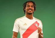 Mais um: Corinthians acerta contratação do peruano André Carrillo