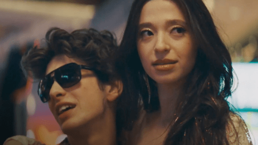 Cena do filme "Anora", vencedor da Palma de Ouro do Festival de Cannes 2024