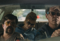 "Brothers": Peter Dinklage e Josh Brolin são gêmeos em trailer; confira