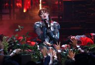 Entenda por que a moda e a cultura pop são fascinadas pela figura de Joana D'Arc