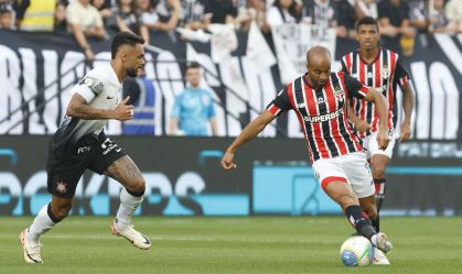 Lucas e Raniele em clássico entre São Paulo e Corinthians