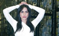 Cleo cancela show e pede desculpas aos fãs: “Preciso me cuidar”