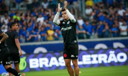 Coutinho foi titular no empate contra o Cruzeiro
