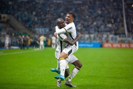 Criciúma vence Grêmio no Brasileirão