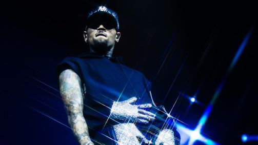 Cris Brown confirma show no Brasil