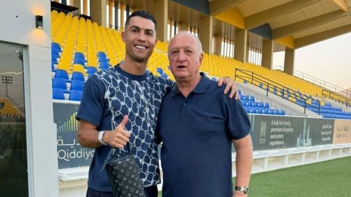 Cristiano Ronaldo posa para foto com Felipão