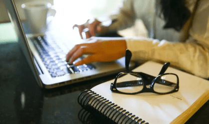 De IA à escrita criativa: 7 cursos gratuitos para fazer em 2025