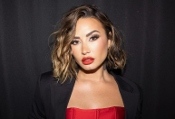 Demi Lovato diz que teme envelhecimento: "Medo existencial"