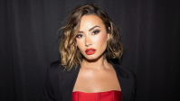 Após hiato, Demi Lovato compartilha post antigo que menciona retorno