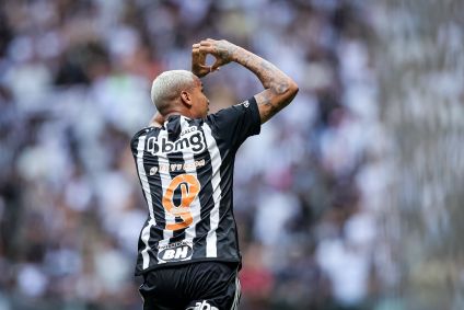 Deyverson foi o personagem da vitória do Galo sobre o Red Bull Bragantino