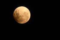 2026 promete eclipses, Superluas e chuvas de meteoros no Brasil; veja datas