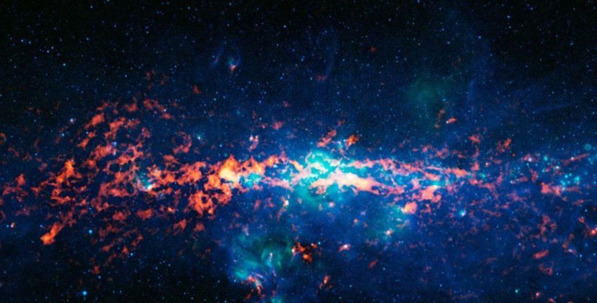 Imagem colorida do Centro Galáctico e Sagitário B2 • ESO