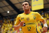 Falcão fica revoltado com jogo "combinado" no Mundial de Futsal