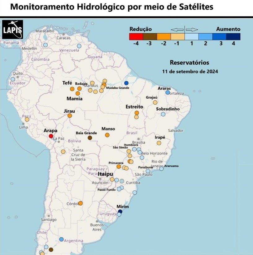Na segunda imagem, 7 pontos monitorados pelo satélite do Laboratório, na região Amazônica, aparecem no nível -1, representando a queda no volume das águas • Laboratório de Análise e Processamento de Imagens de Satélites (Lapis)