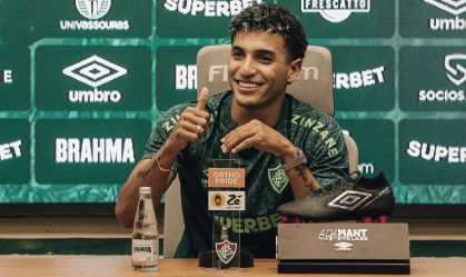 Gabriel Fuentes perde a fala ao ver Marcelo no Fluminense: “Me desconcentrou”