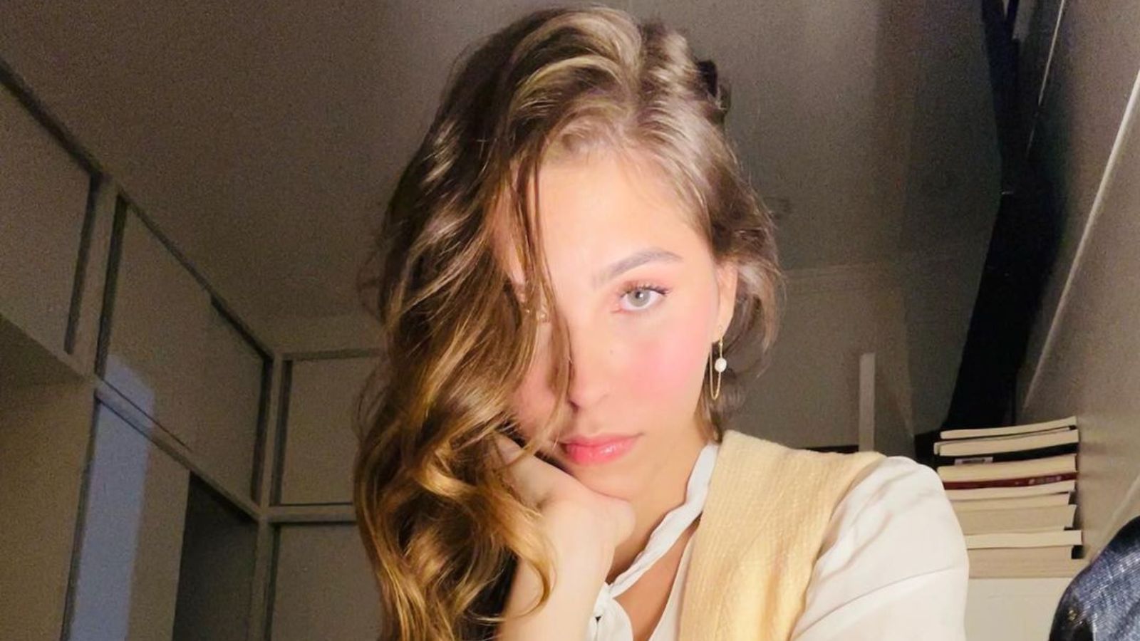 Gabriela Medeiros dá vida a Buba na trama de "Renascer"