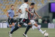 Jogadores do Fluminense discutem em jogo contra o Atlético-MG pela Libertadores