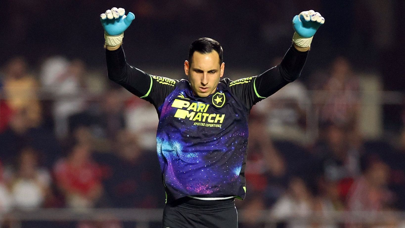Gatito se aquece antes do duelo entre São Paulo e Botafogo no Morumbis