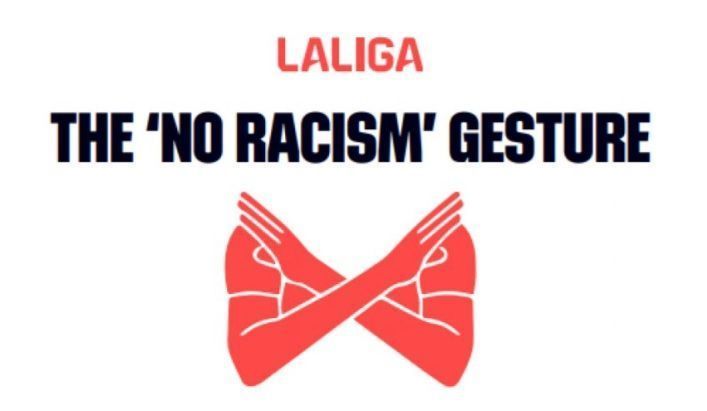 LALIGA implementa gesto em protocolo de ação para casos de racismo em jogos de futebol na Espanha