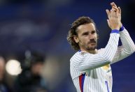 Griezmann anuncia aposentadoria da seleção da França