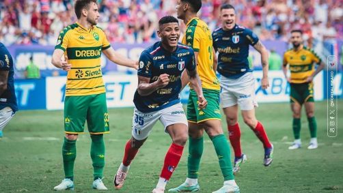 Hércules comemora gol pelo Fortaleza contra o Cuiabá na 28ª rodada do Brasileirão