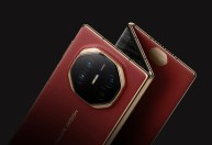 Huawei lança telefone que se dobra em três partes; conheça o aparelho