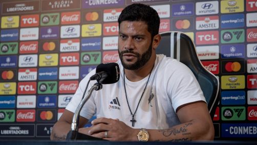 Hulk, do Atlético-MG, em entrevista coletiva