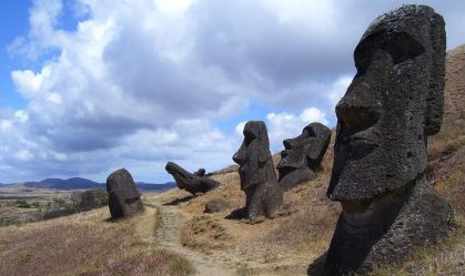 Estudo com DNA desmente teoria de colapso intencional na Ilha de Páscoa; entenda