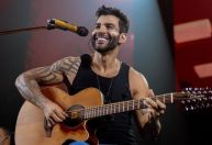 Gusttavo Lima começa a venda de shows sentados; ingressos chegam a R$ 7 mil