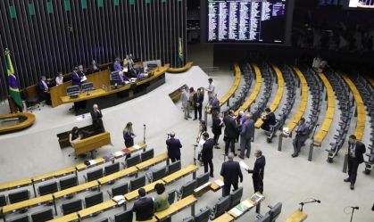 Câmara aprova texto-base de projeto da reoneração gradual da folha de pagamentos