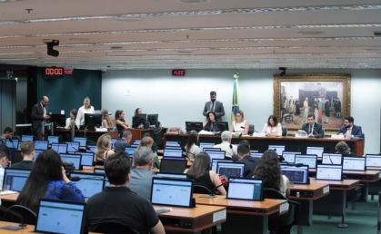 CCJ da Câmara fez reunião nesta segunda-feira (23)
