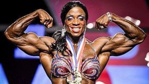 Iris Kyle foi dez vezes campeã na categoria Ms. OLympia