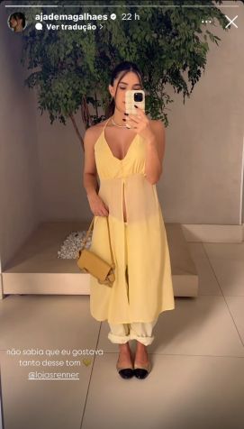 Jade Magalhães mostra look com fenda na região do abdômen • Instagram/Jade Magalhães