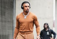MVP do Super Bowl celebra conquista histórica após jornada de superação